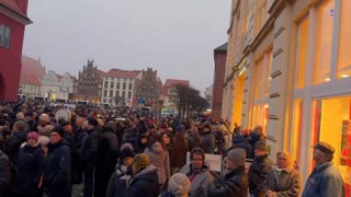 Greifswald - Eindrücke vom geschehen vor dem Greifswalder Rathaus 02-03-2023
