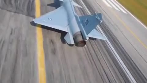 F16 take off