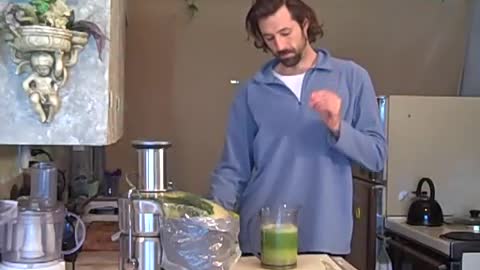 Celery Lettuce Coconut Water Juice Recipe ~ Raw Juicer Recipes! - May 24th 2009