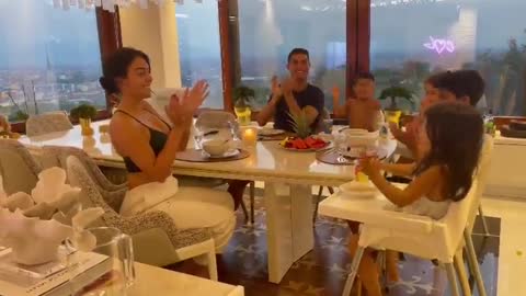 What did Cristiano Ronaldo do while having dinner with his family????