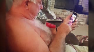 Grandpa experimenting with Snapchat results in uncontrollable laughter