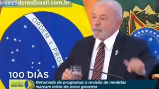 Lula quer passaporte vacinal após o mundo abolir o mesmo