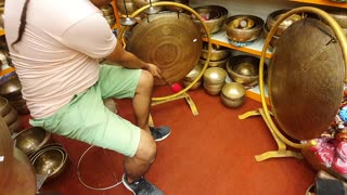 Tibetan Gong with tinga