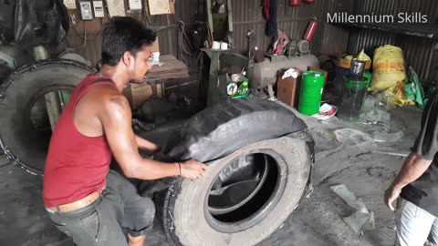 How to Recapping Old Tyre to Make Them Look New - Retreading Plant Tour - How Old Tire Are Retreaded