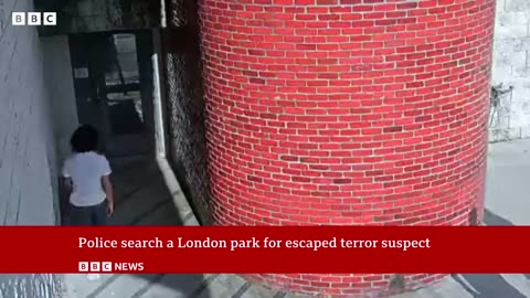 Daniel Khalife: Police search London's Richmond Park for escaped terror suspect - BBC News