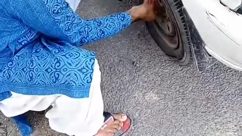 A Day in my Life Vlog, tyre Punctured