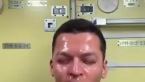 RUSSIAN COSMONAUT SHOWS HOW TO WASH YOUR FACE IN SPACE