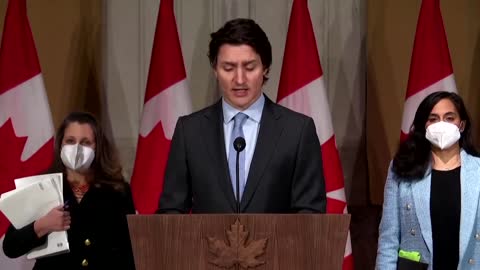 Canadian PM Justin Trudeau will ban financial dealings Russia