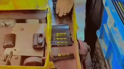 Colour mid cutting Machine