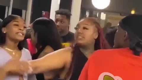 Another Waffle House Fight..🥴 #inbeatswetrust