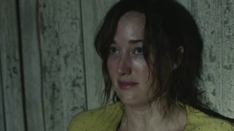 Ashley Johnson Give's Ellie Her Knife Death Scene Marlene The Last of Us HBO Season 1 Episode 9