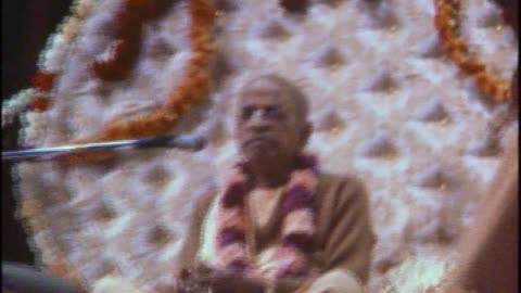 Prabhupada Darshan Part 16, Oct 1975