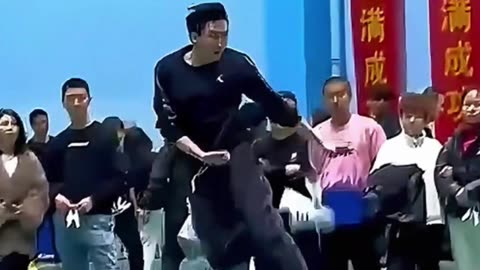 Highly Difficult Shuttlecock Kicking ,Sports Competition , Shuttlecock Kicking ,Chinese Kung Fu