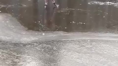 Meanwhile in Amsterdam - Ice Skating Fail