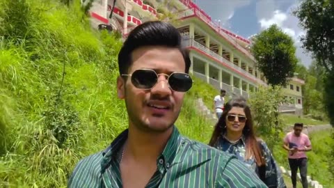Kanwal First Tour With Family _ Zulqarnain Sikandar _ Kanwal Aftab _ Kashmir Vlogs