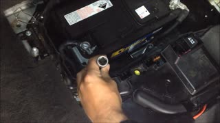 How to Remove a Porsche Cayenne Battery