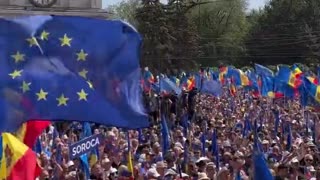 Thousands rally in Moldova to support EU membership