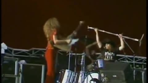 Lynyrd Skynyrd - T For Texas | (Live At Knebworth '76)