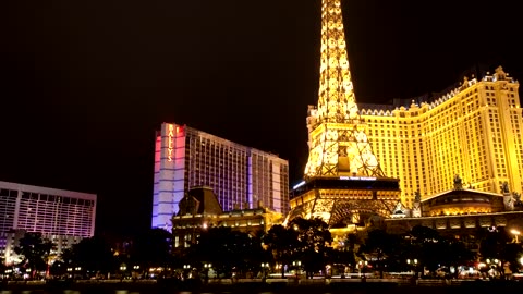 Bellagio fountain skyline