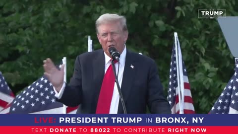 Trump Rally in The Bronx - New York! Full Trump Speech