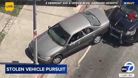 WARNING GRAPHIC! JUST IN: Shots fired after a wild pursuit in DTLA.