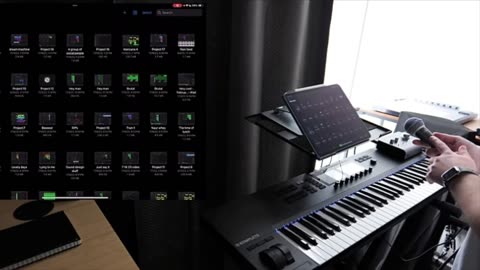Dylan Paris (Youtube) : Music from scratch Using Logic Pro for iPad
