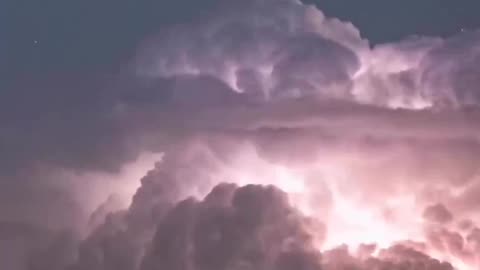 Nature in the raw. Lightning filled updrafts are the things of dreams.