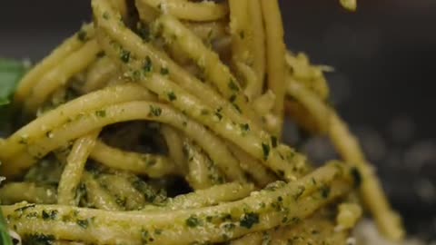 Pesto Spaghetti! 🍝😋