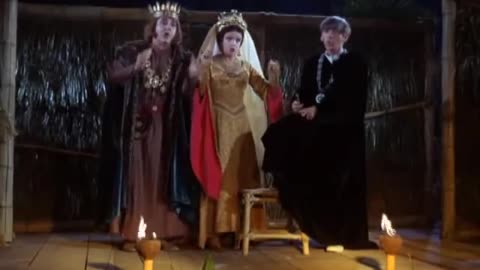 Gilligan's Island- Gilligan as Hamlet sings To be or not to be to Carmen's Habenera