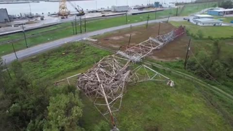 DOWNED Power Lines Block Mississippi River