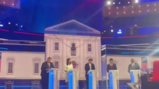 Trump Chant Breaks Out at Third Republican Presidential Debate!!