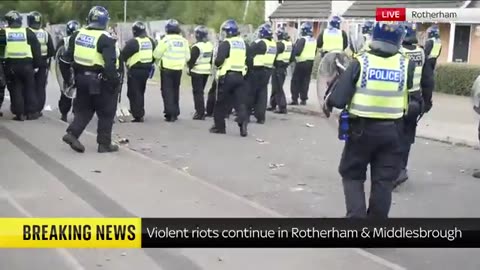 UK riots_ Stand-off between rioters and police in Rotherham