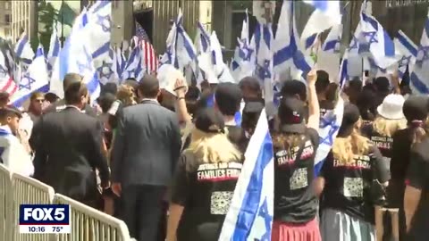 Parade for Israel in NYC focuses on solidarity this year as Gaza war casts a grim shadow FOX