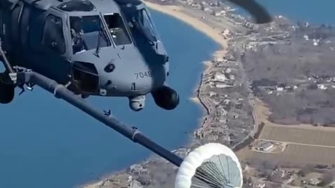 Helicopter refueling in mid sky