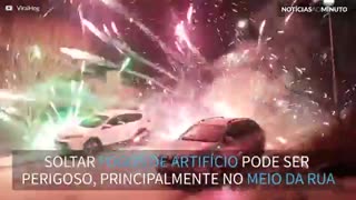 Perigo: Acidente durante a queima de fogos na Islândia