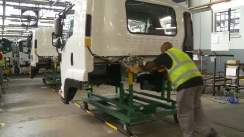 Isuzu Truck Factory - Production of Japanese trucks