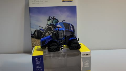 1/64 New Holland T9.600 Smart Trax Farm show edition