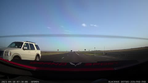 BMW 635 Flies Past GS Corvette doing 102 MPH