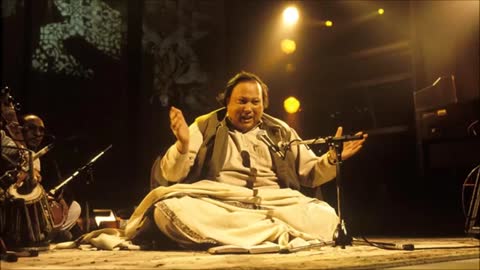 Puhuma Loh Afghanistan By Ustad Nusrat Fateh Ali Khan In 1985