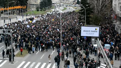 Macedonian students protest against external testing