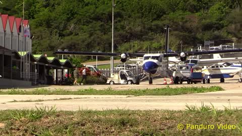 St Barth Amazing Plane landing and Takeoff footage at