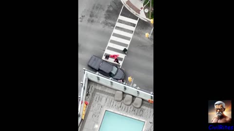 Toronto NOW: Pro Palestine protesters are attempting to block an on ramp to the Gardiner Expressway