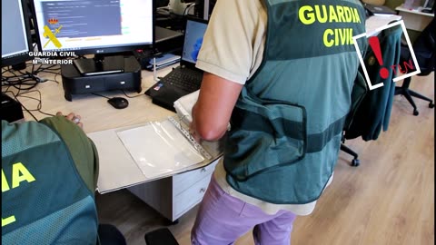 Un centenar de detenidos por estafar un millón de euros mediante SMS fraudulentos