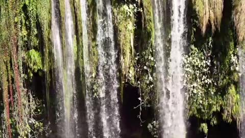 Beautiful waterfall 4k camra reazalt