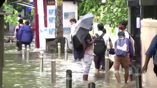 Heavy rains hit movement around India's Mumbai