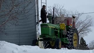 Extraction of corn feed