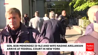 BREAKING NEWS: Demonstrators Yell 'Resign!' At Bob Menendez As He Arrives To Federal Court With Wife