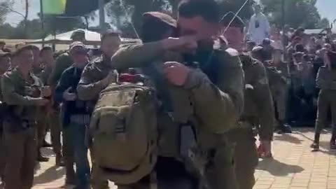 *IDF:* Ceremony of awarding the beret to Golani soldiers ❤️🇮🇱