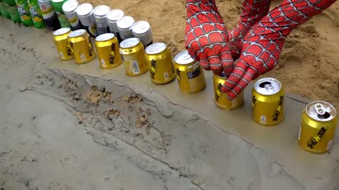 Experiment: Spiderman vs Fanta, Pepsi, Sprite, Mtn Dew, Sodas, Coca-Cola vs Mentos in Underground