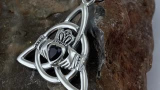 Triquetra Claddagh: Gemstone Silver Pendant